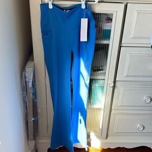 Lilly Pulitzer yoga pants. Size medium. New with tags